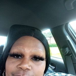 Meet your Posher, Veronica